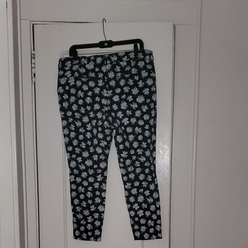 Pants - Picture 2 of 5